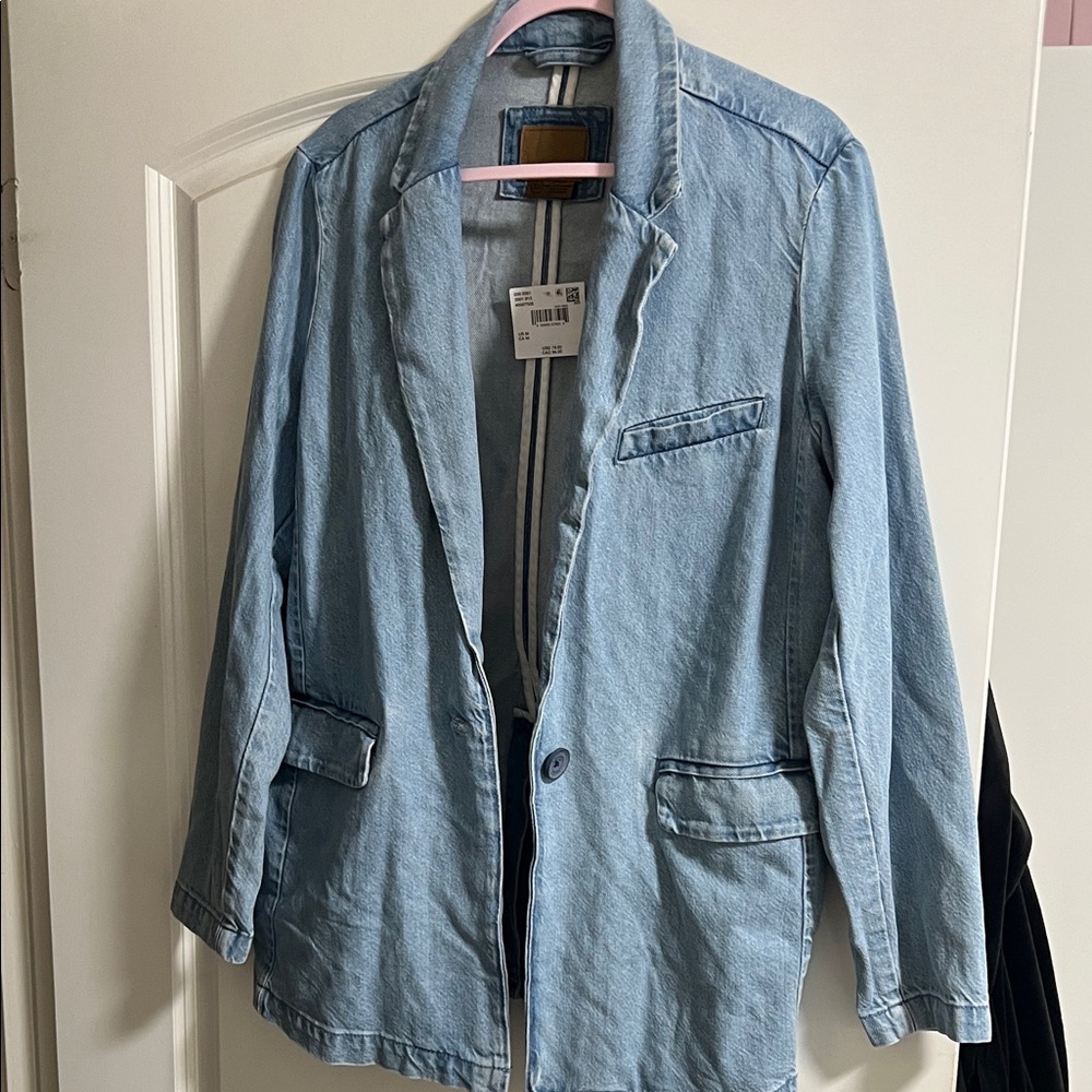 American Eagle Light Blue Denim Jacket